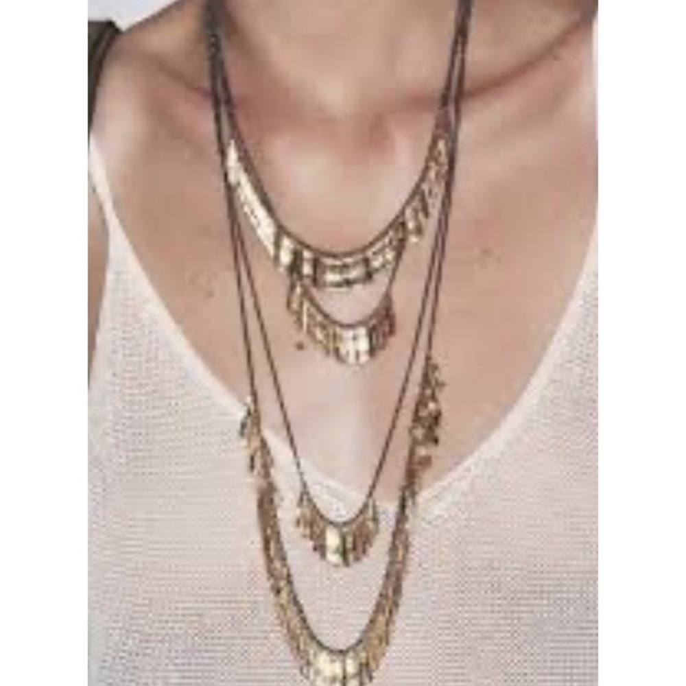 Zara multi-layer metal plate bib necklace open Box (…b61)